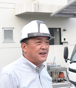ヤネカベにむら 代表取締役二村 隆信